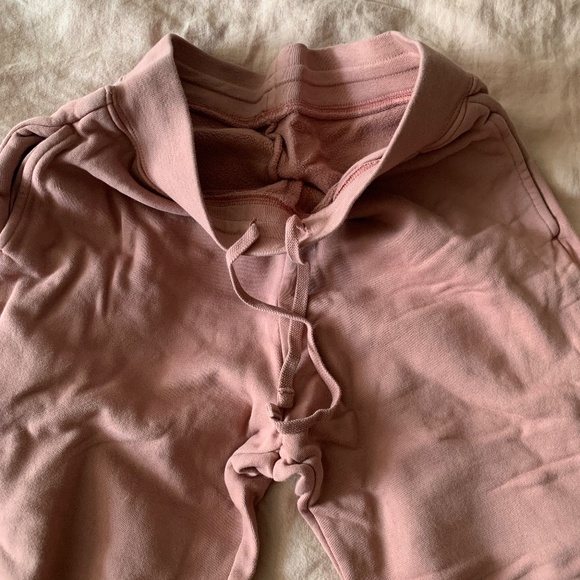 Classic Jogger - Picture 3 of 4